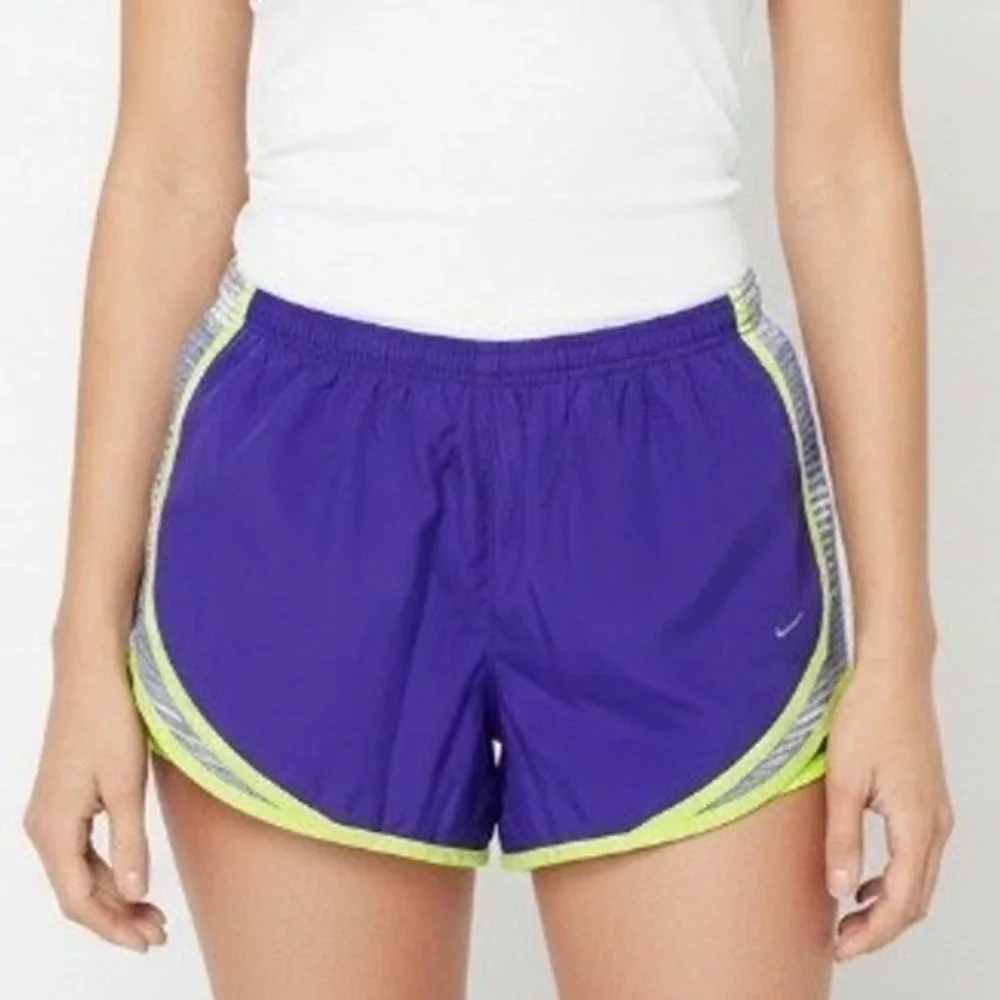 Nike Women Dri Fit Running‎ Shorts Lined Medium Purple Athletic Gym Jogging